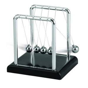 ENFEITE PÊNDULO DE NEWTON 13.5CM